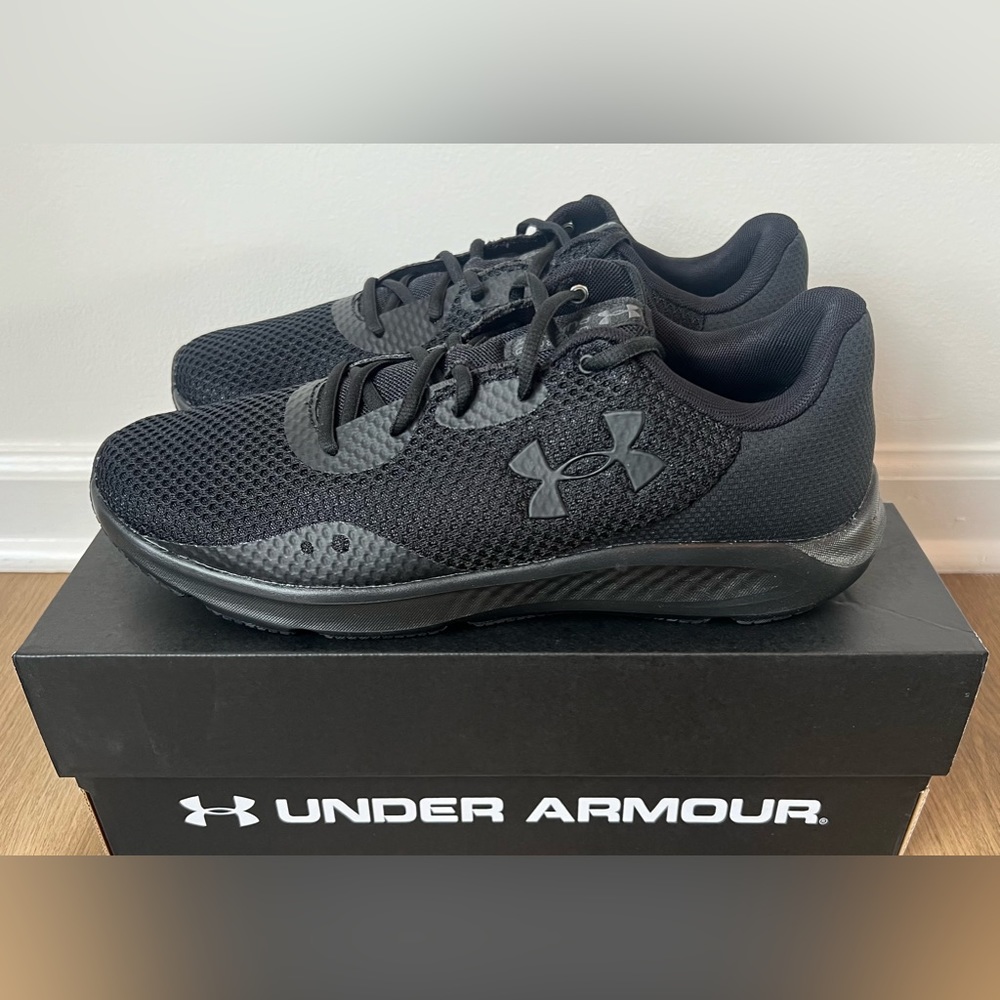NEW Men’s Under Armour Charged Pursuit 3 Running Shoes, Black Size 11.5